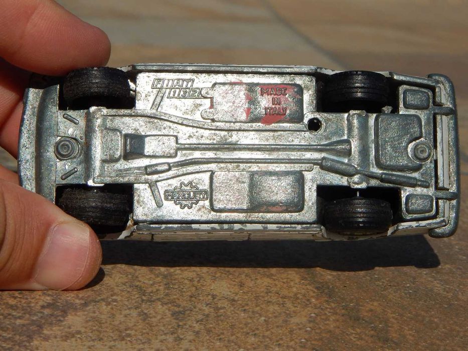 Macheta FIAT 132 1:43 fab Mercury Italia anii '70 veche metalica