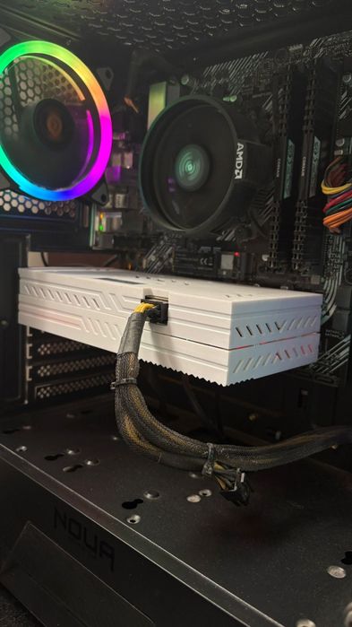 PC Gaming Ryzen 5 2600 / RX 580 8GB / 16GB RAM / SSD / RGB