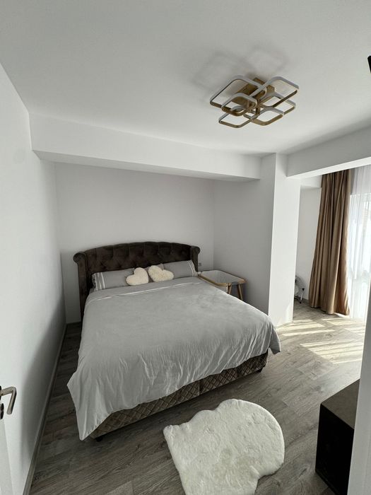 Apartament cu 3 camere