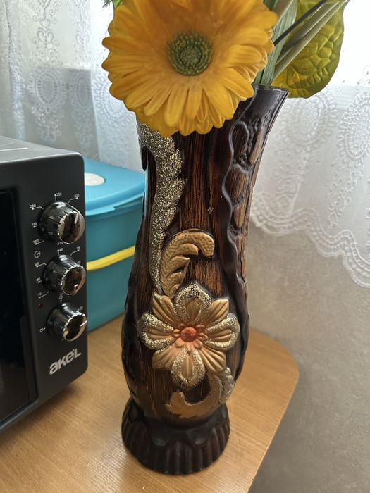 Продам вазу в хорошем состояний