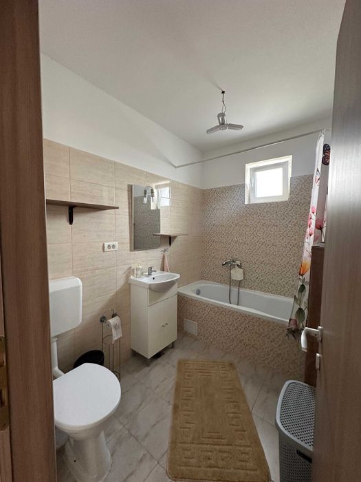 Inchiriez 2 camere cu parcare str Oituz - Metrou Dimitrie Leonida