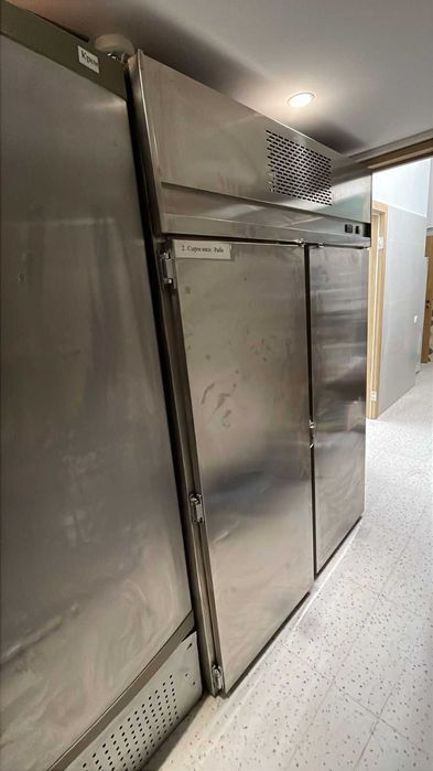 Продам шкаф холодильник