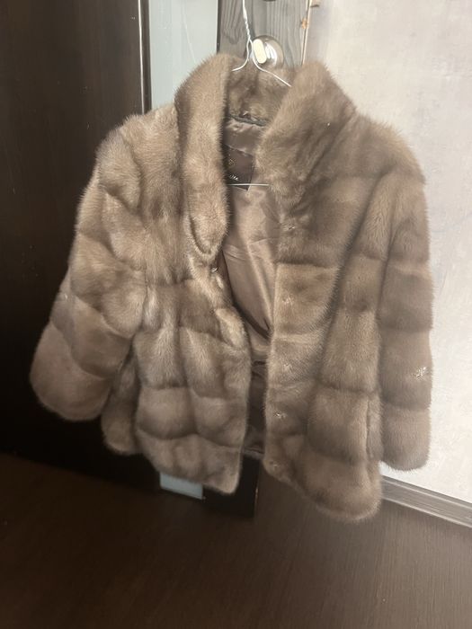 Продам норковую шубку