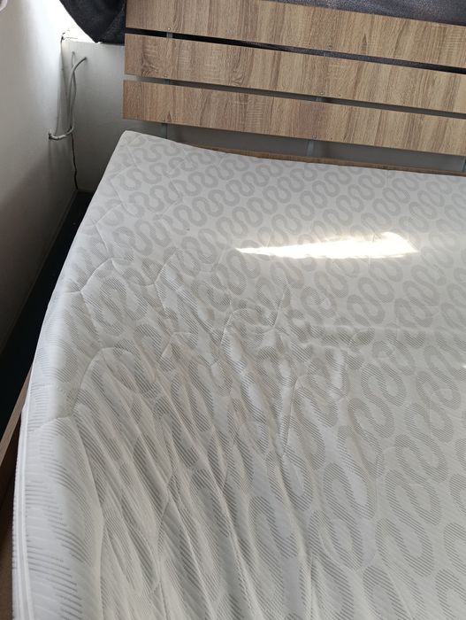 Pat dormitor cu saltea!