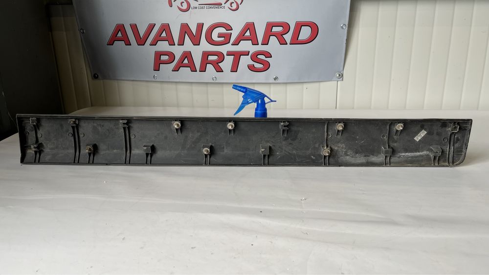 Лайстна на предна лява врата Opel Antara 2006-2015