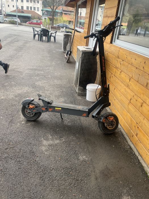 Елктрическа тротинетка g4 (спешно)!!