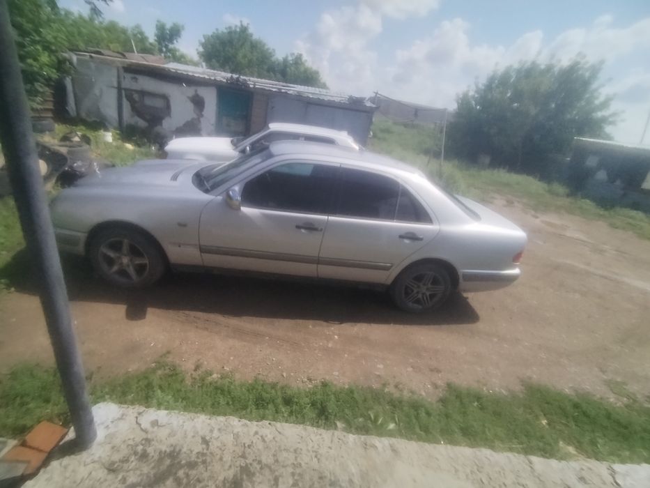 Мерседес 210 продаю