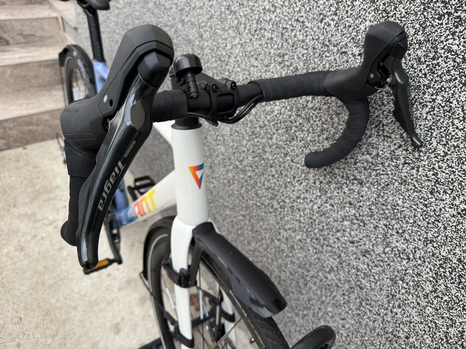 GIANT Contend SL Endurance All-road, Shimano Tiagra, хидравлики