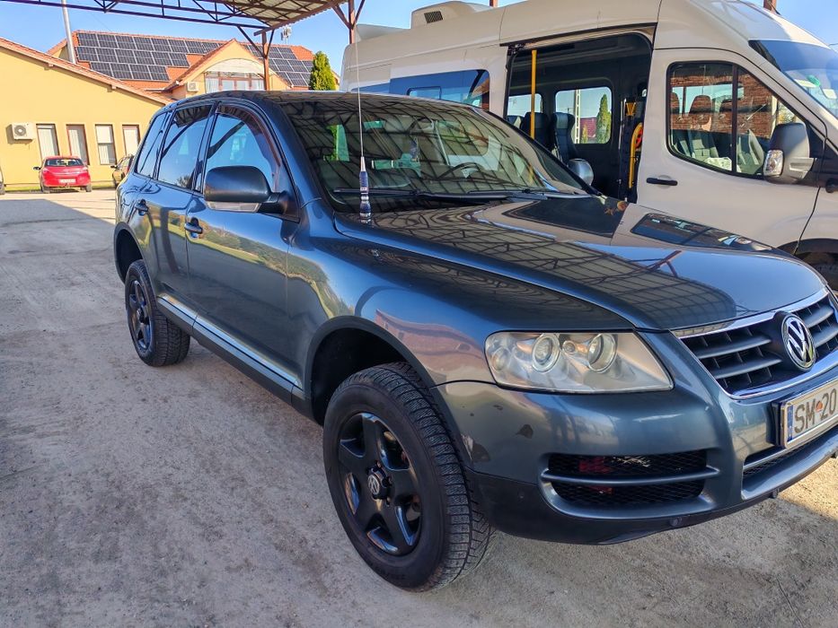 Vînd Touare 2.5 manual