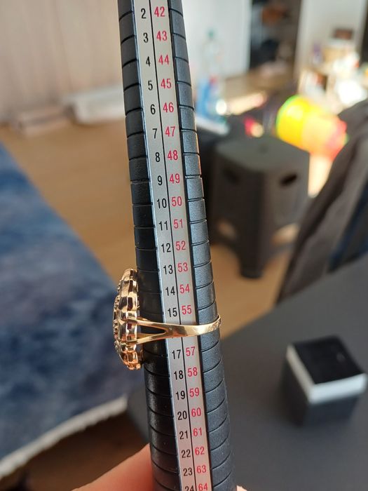 Superb inel de aur galben de 14k