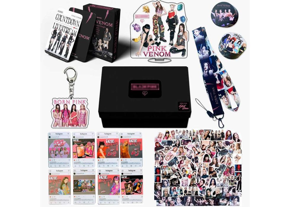 Подарочные боксы по корейским группам BLACK PINK, Stray Kids, BTS