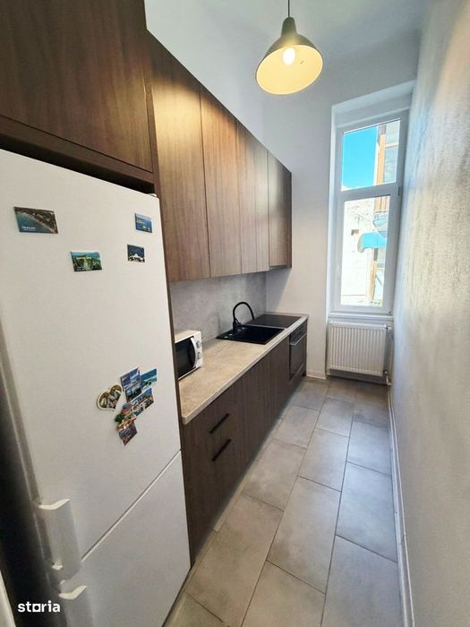 Apartament 2 camere la parter, centrală proprie - Bulevardul Decebal