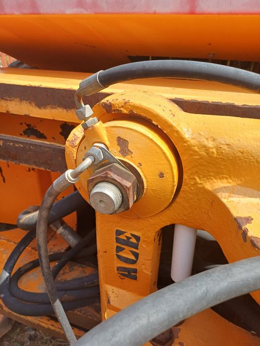 Buldoexcavator 2007-ACE  licenta JCB 4DX