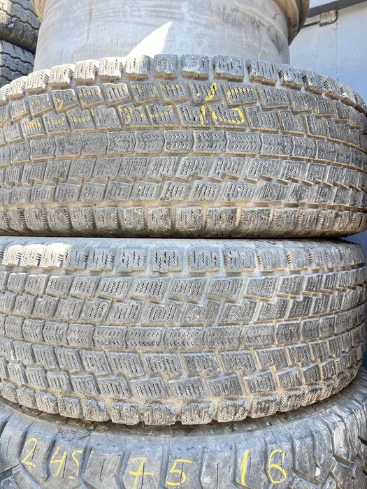 235/75/16 Hankook 2 шт зимние