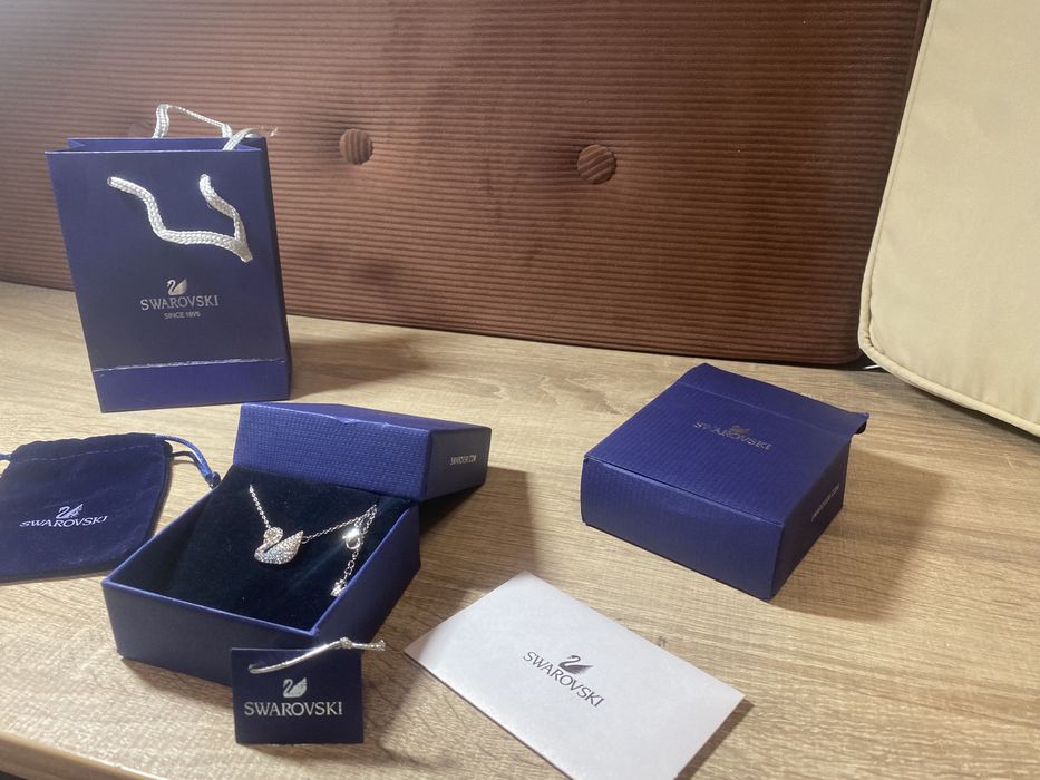 Lantisor Swarovski lebada