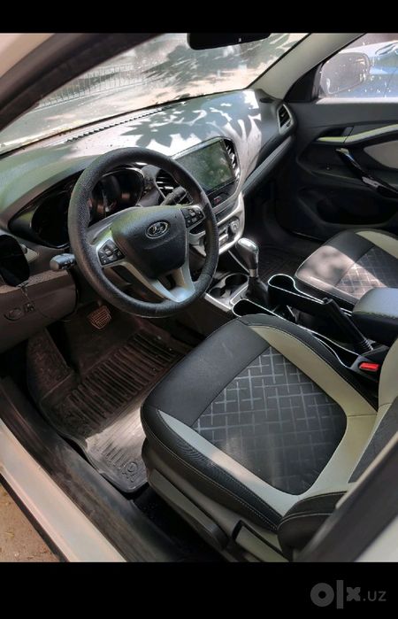 Продаю Lada Vesta SW Cross