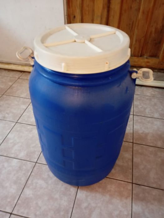 Продам бак для воды