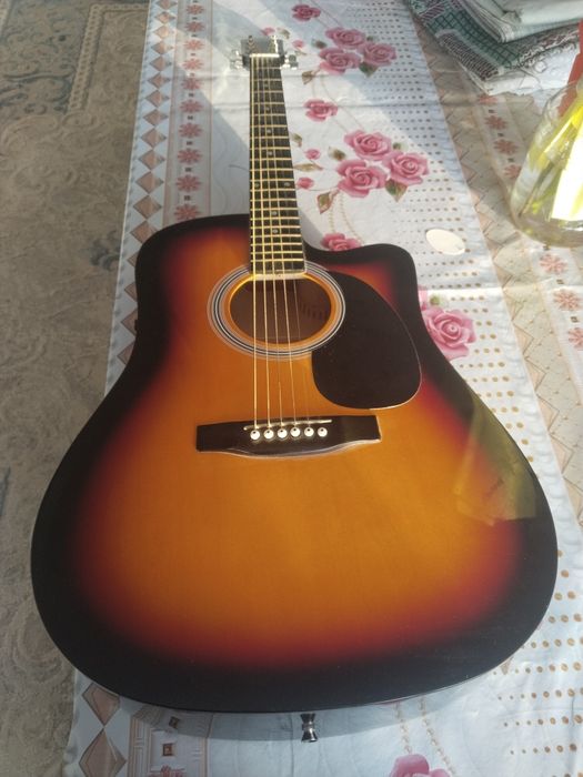 Гитара сатам Узынағашта