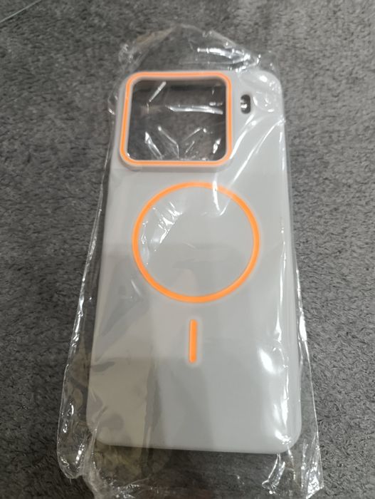 Гръб за ред ми 15 про