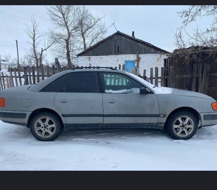 Ауди 100 с4 с хорошим состоянием