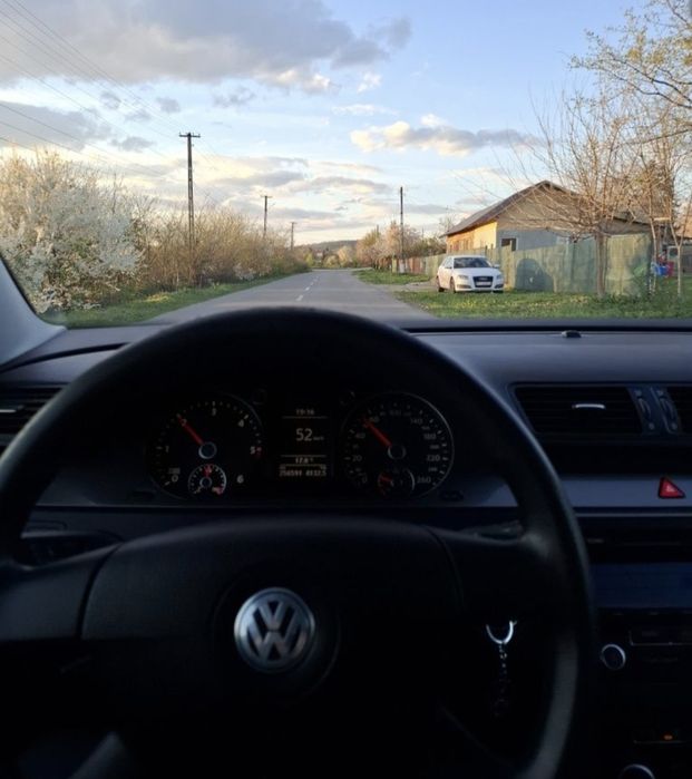 VOLKSWAGEN Passat 2010 — imagine 5