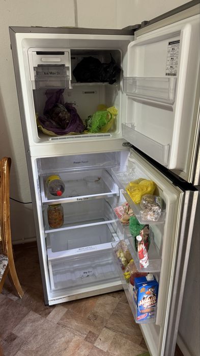 Продам холодильник в хорошем состояние