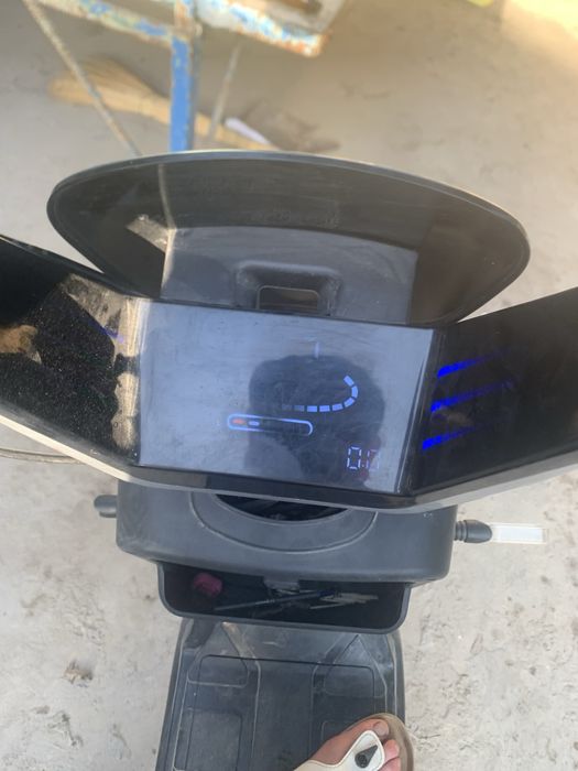 Skuter sotiladi nomi drongo