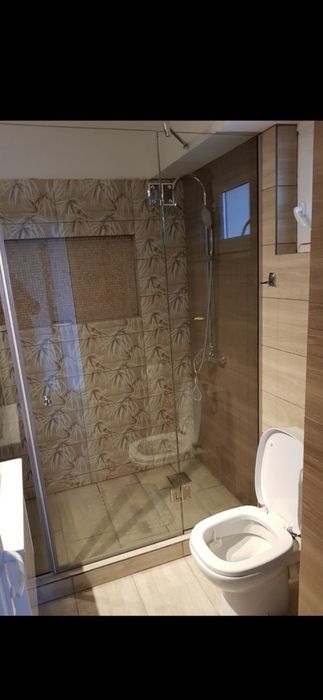 Apart.3-4 cam, 1 loc parcare subt.privata si libera in incinta complex