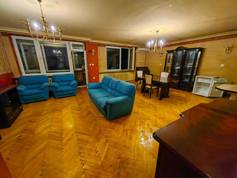 Продава се Тристаен апартамент в София, Гоце Делчев - 120 кв.м за 3084 €/кв.м - Снимка #10