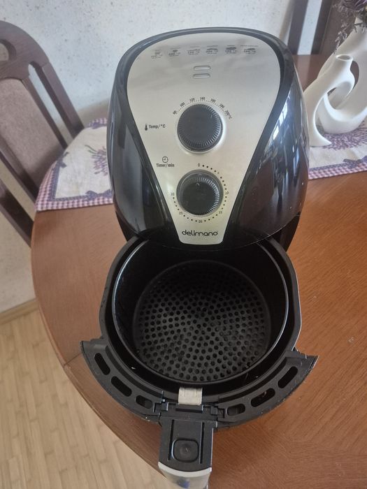 Vand friteuza cu aer cald Delimano,putere 1300W,