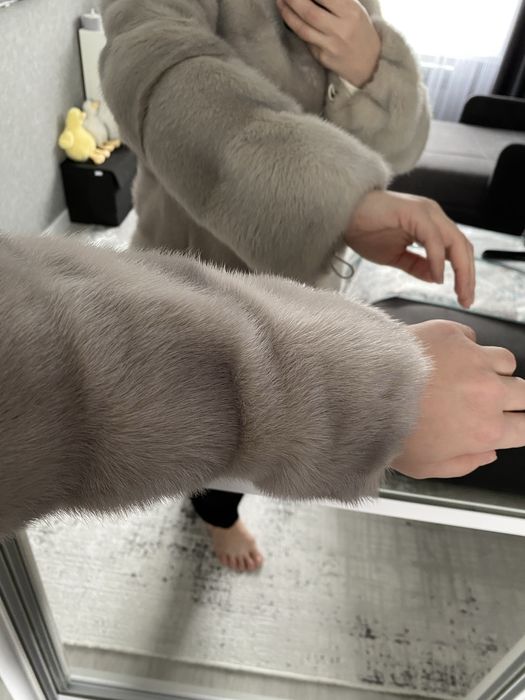 Продам норковую шубу 44 р