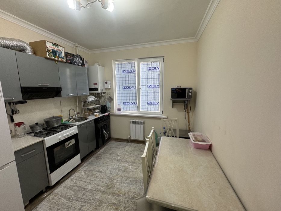 Yangi choshtepa 2 xona sotiladi metroga yaqin