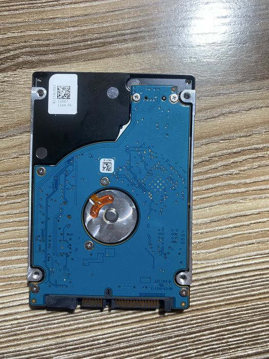 Продам диск HDD для ноутбука (500гб)