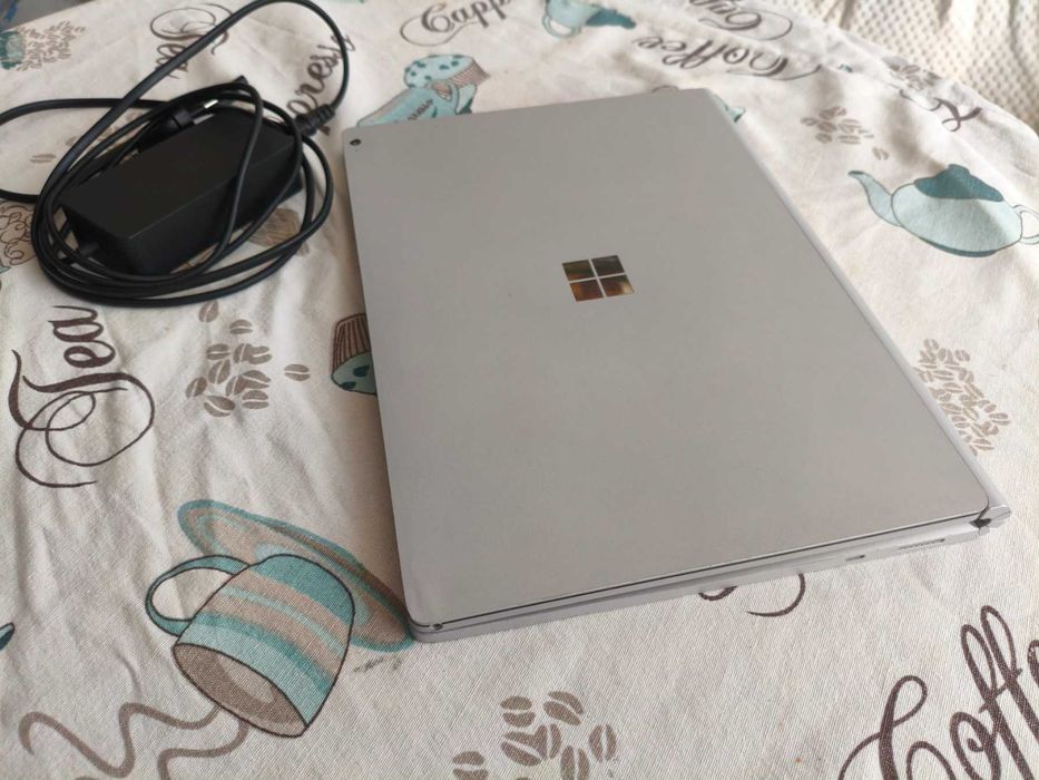 Лаптоп Microsoft Surface Book 3