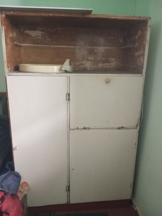 Продам шкаф для кухни.цена 75 т
