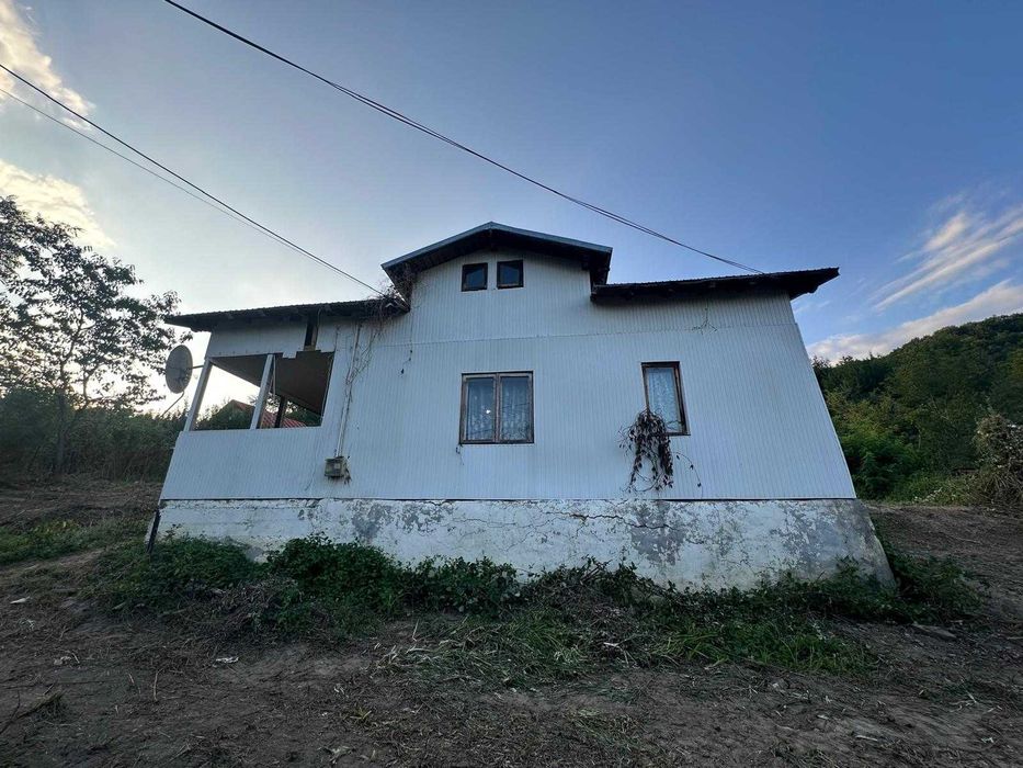 Proprietate de vanzare