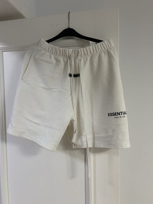 Pantaloni Scurti Essentials