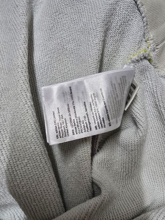 Adidas Originals x Thebe Magugu – лимитирана дизайнерска суичър худи