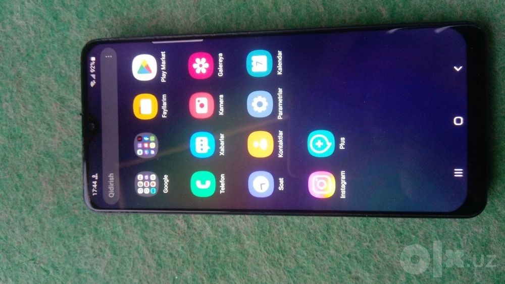 Samsung galaxy A31 64gb holati yaxshi aybi ime sotiladi surochni