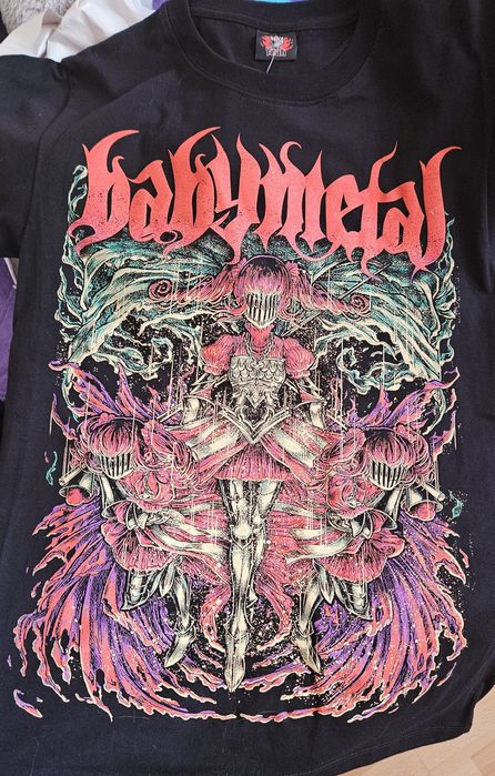 Тениска BABYMETAL с надпис на гърба