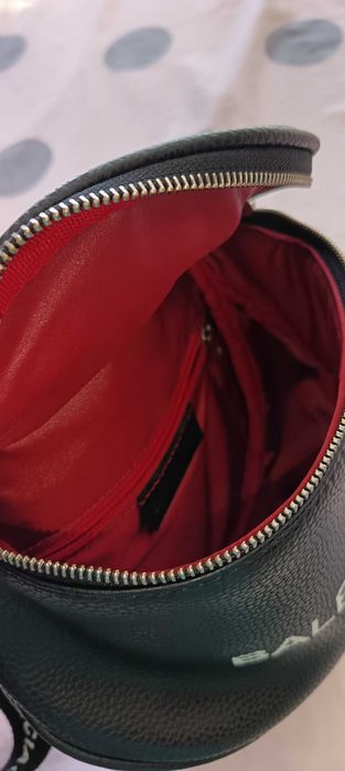 Дамска чанта маркова