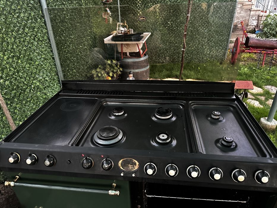 Продавам готварска печка RANGEMASTER