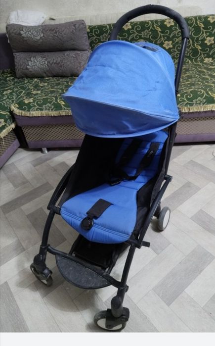 Коляска для ребенка