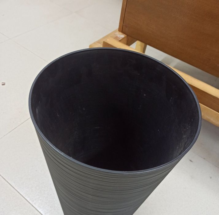 Продам кашпо для дома и балкона