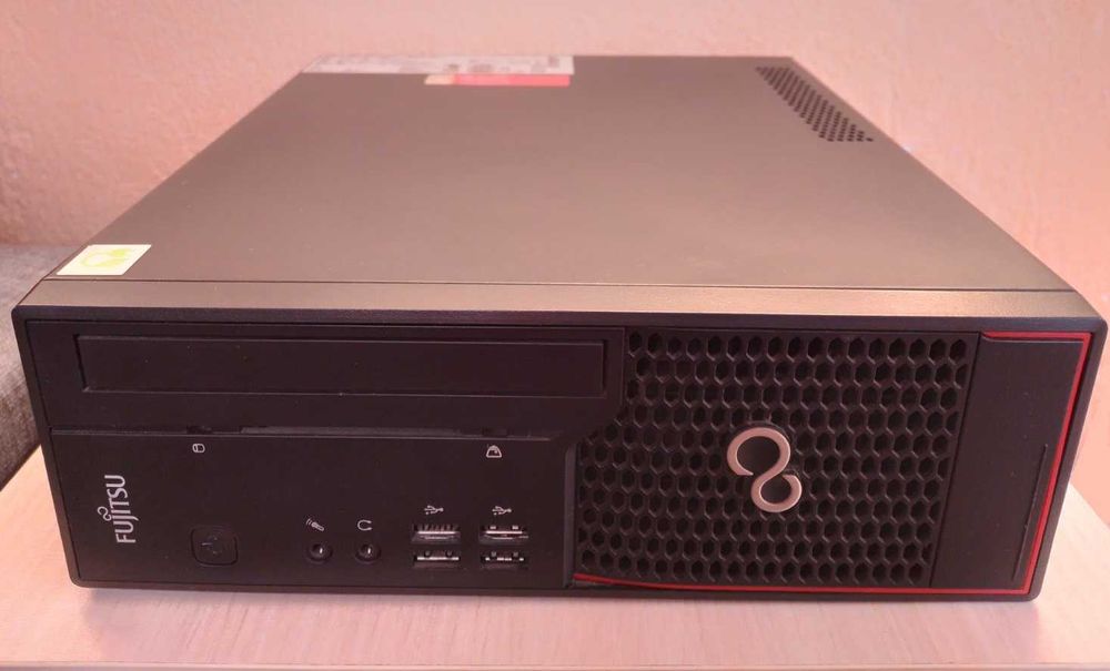 Компютър Fujitsu Esprimo C910-L, Intel i3-3220, 4GB RAM, HDD 250GB SFF
