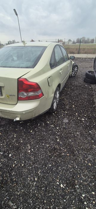 Волво С40 2004г 2.0д