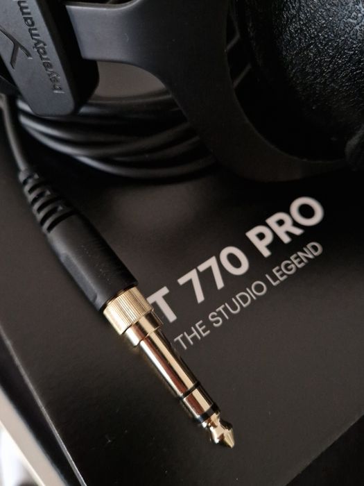Студийни слушалки Beyerdynamic DT 770 PRO 80Ω