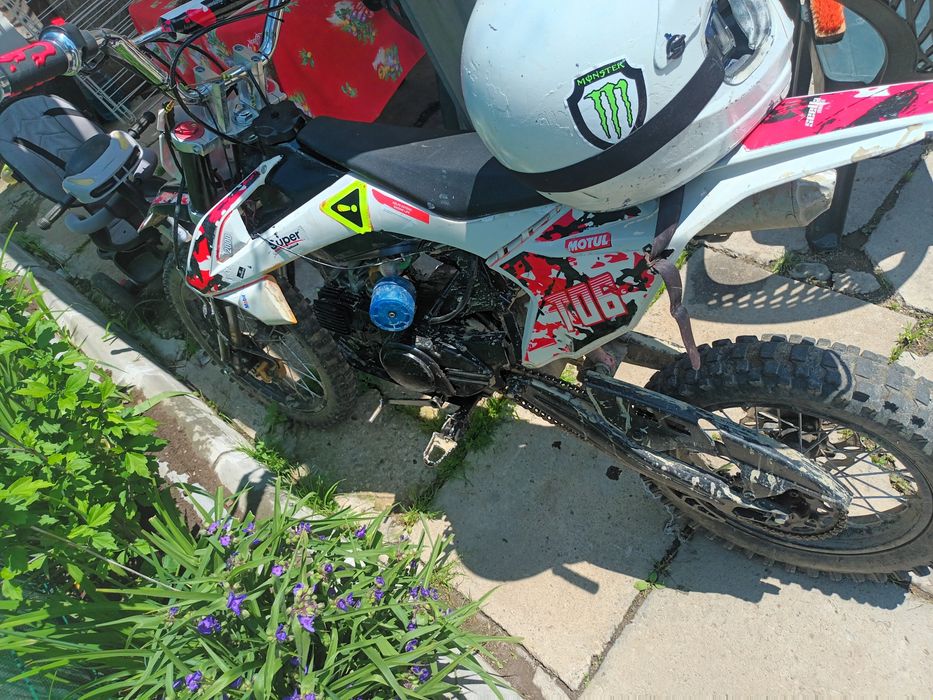 Vând cross 125cc 4 Timpi