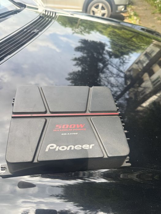 Subwoofer Pioneer/Бас каса с усилвател