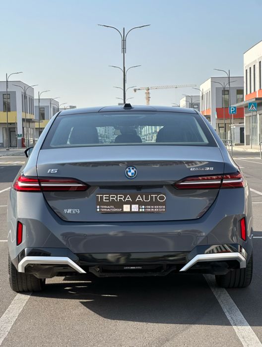 BMW i5 35 L 2024 +Доп. опции в наличаи от Terra Auto